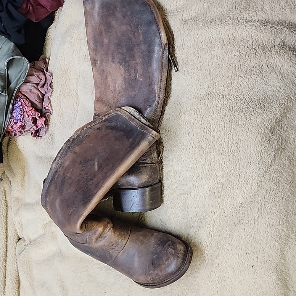 Free bird boots s 7
